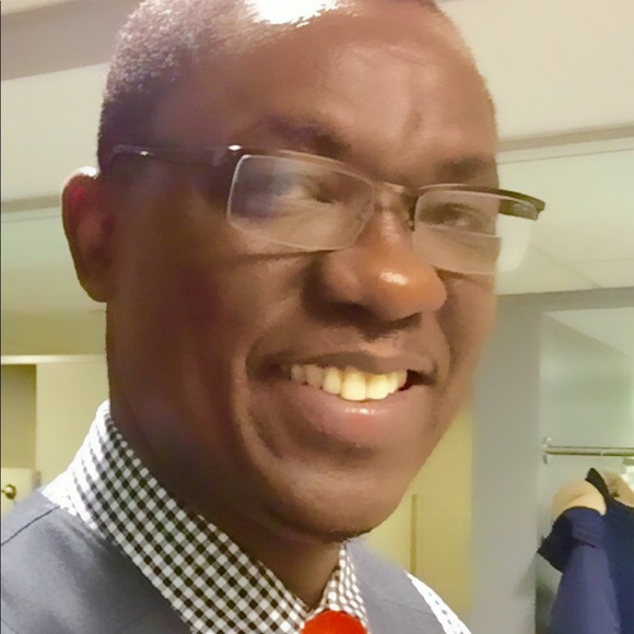 Meet your Posher, Max - Picture 1 of 1